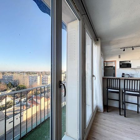 Agreable Appartement 4 Pieces, Vue Mont Ventoux, Proche Remparts Avignon Exterior photo
